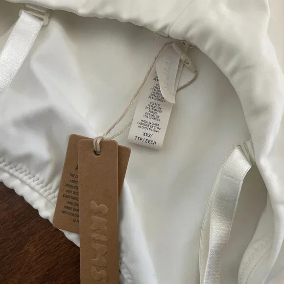 SKIMS Sculpting swim strapless one piece with straps and belt XXS Marble - Picture 5 of 8